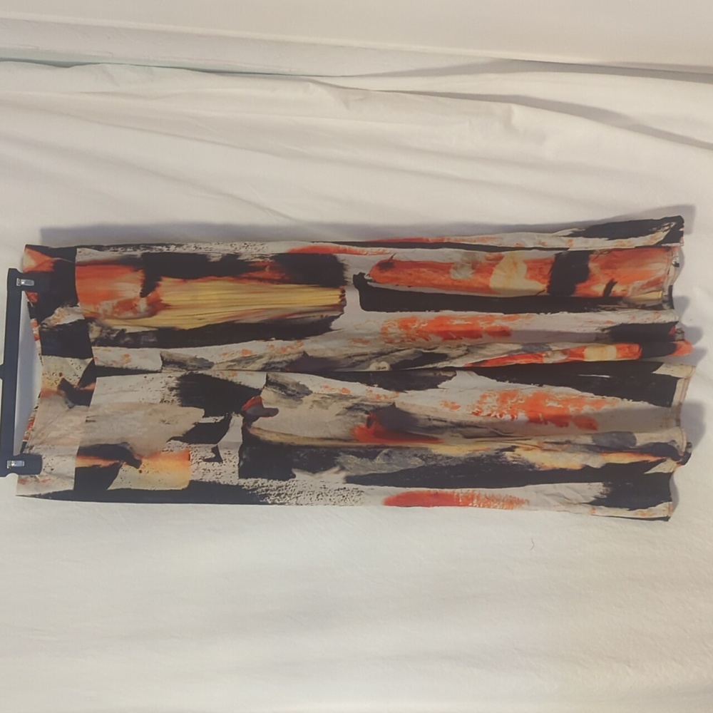 ✨5/$25✨ Mossimo abstract print satin wide leg pants